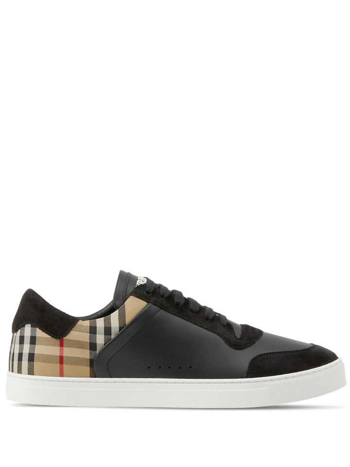 Sneakers 39 Burberry Sneakers Black Brand