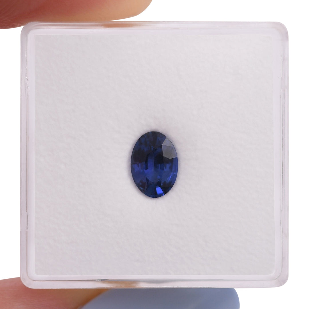 0.94 Carat Blue SRI LANKAN Oval Sapphire