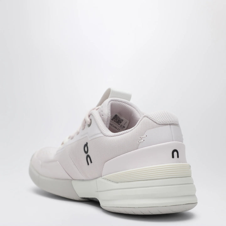 On - THE ROGER Pro tennis shoes in mesh, Orchid/Ice