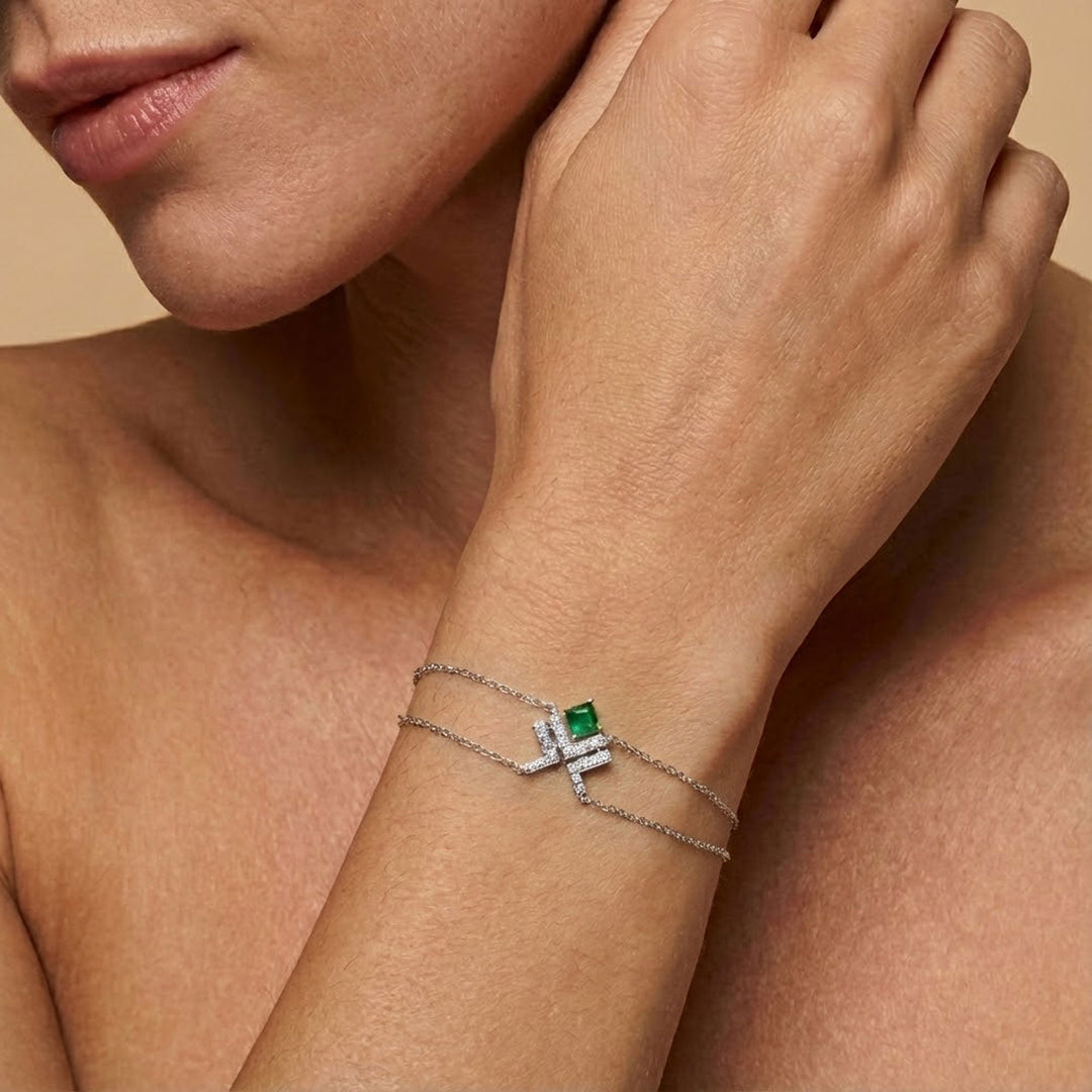 Leibish LEGACY - Princess Emerald Bracelet