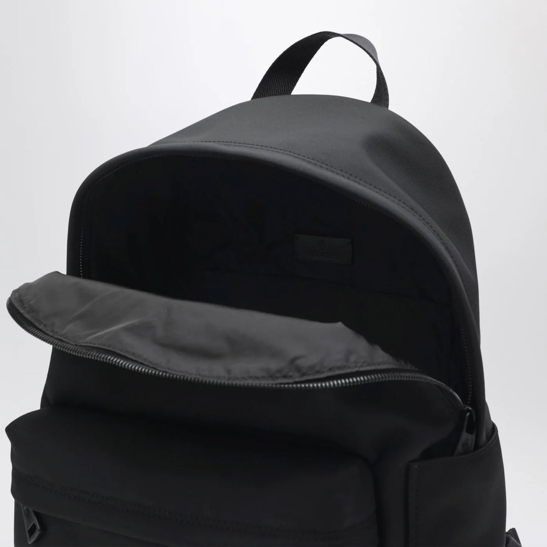 Moncler - New Pierrick backpack with metal logo