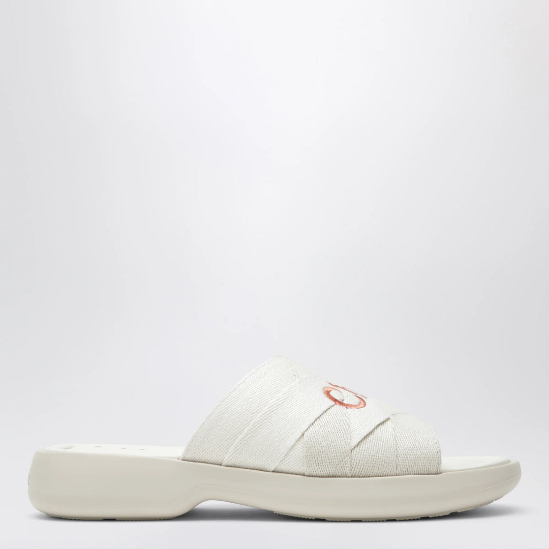 Chloé - Poolette clogs in ivory woven linen