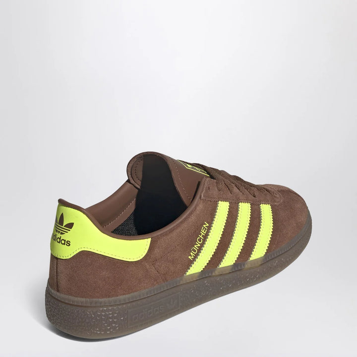 adidas Originals - Sneakers München in brown/yellow suede