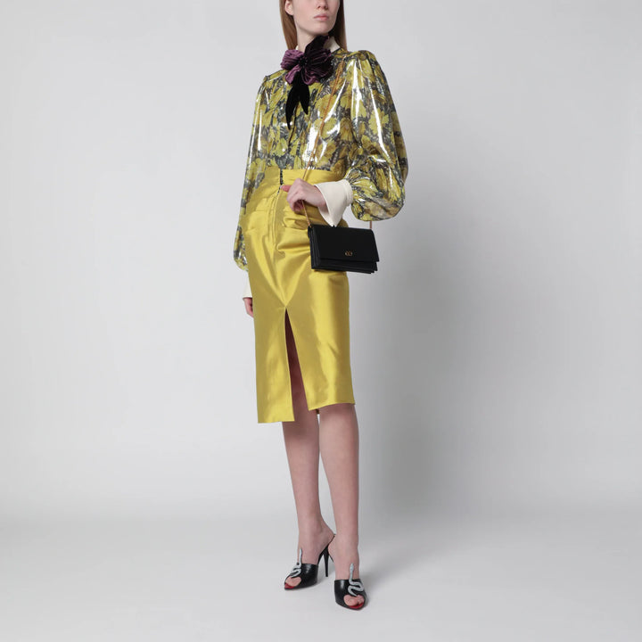 Valentino Garavani - VLogo Signature grained calfskin clutch in black Brand Apparel &amp; Accessories TU