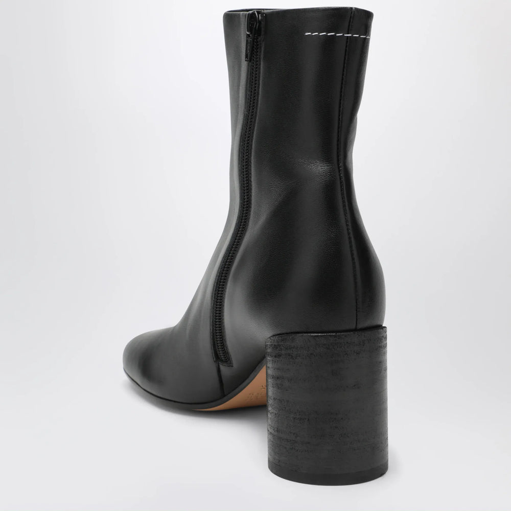 MM6 Maison Margiela - Tabi ankle boots in nappa leather in black Brand
