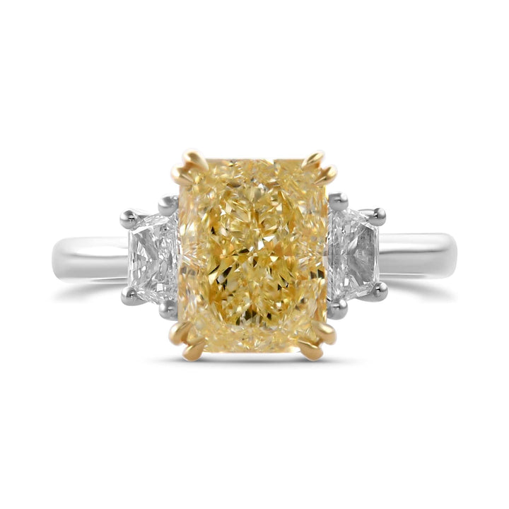 Light Yellow Y-Z Radiant Three-stone Diamond Ring Brand Ring