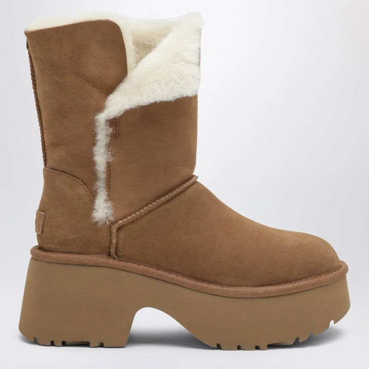 UGG - Chestnut Classic Esmee boots Brand Shoes 10 US