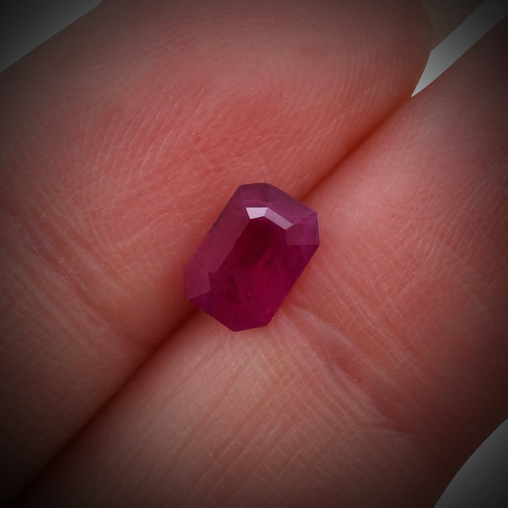 1.03 Carat Red BURMESE Emerald Ruby